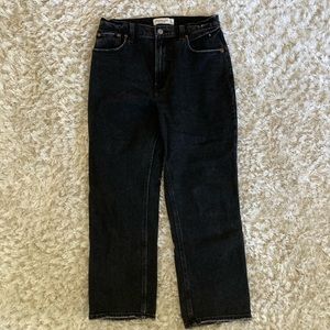 NEW Abercrombie Ultra High Rise Ankle Straight Jeans
